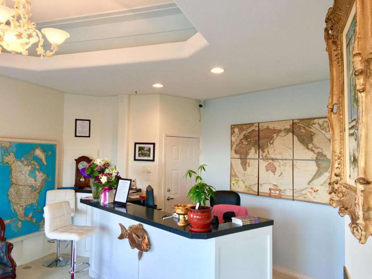 Casa Grande Inn Qualicum Beach Zewnętrze zdjęcie