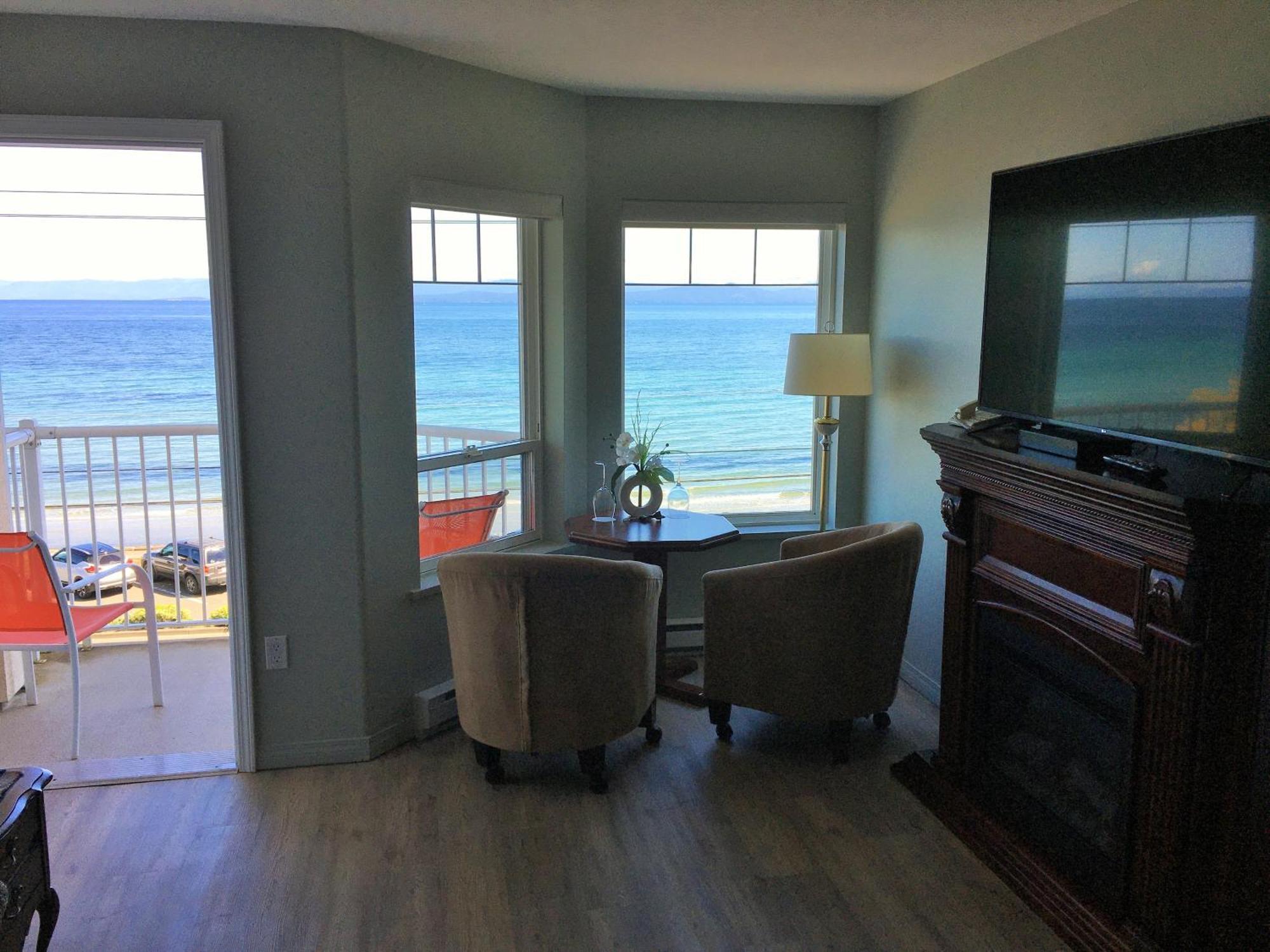 Casa Grande Inn Qualicum Beach Zewnętrze zdjęcie